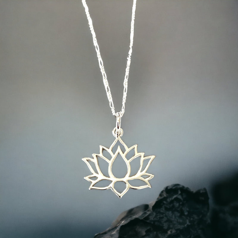 925 Sterling Silber Kette mit Lotus Anhänger - Symbol für Reinheit und Erleuchtung - K925-106