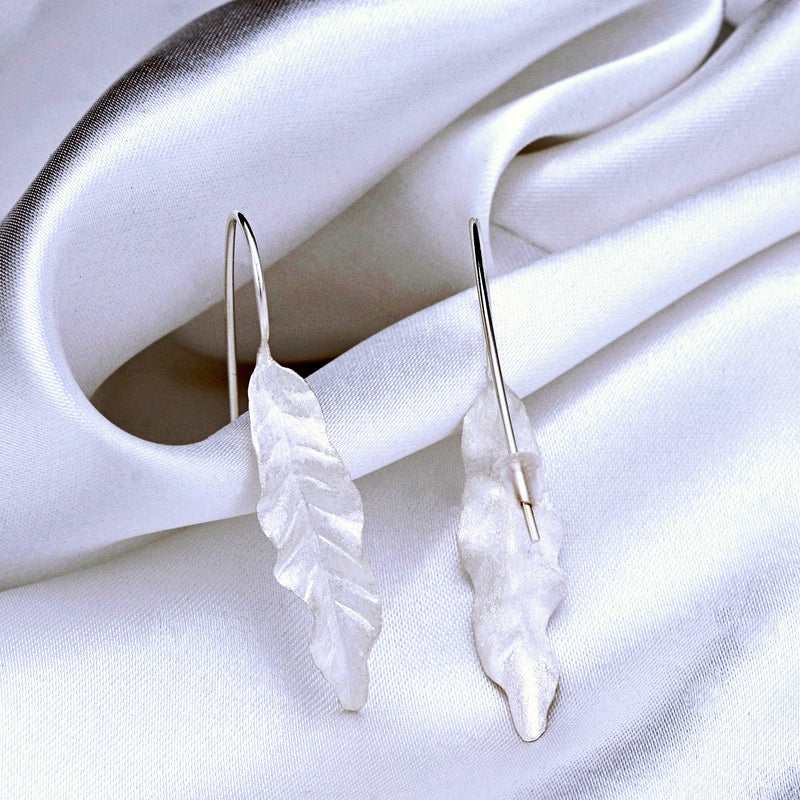 Långa löv Örhängen - 925 Sterling Silver Örhängen - Elegant Naturtillbehör - Ear925-122