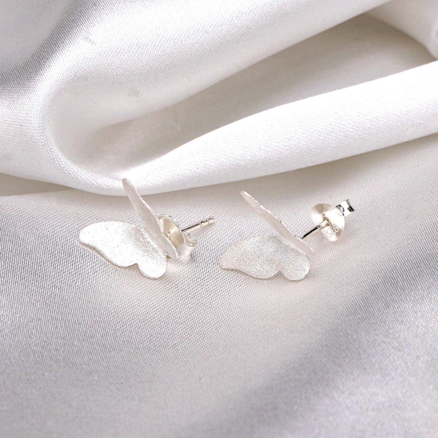 Mini Butterflies Studörhängen - Minimalistisk 925 Sterling Silver Örhängen - Ear925-73
