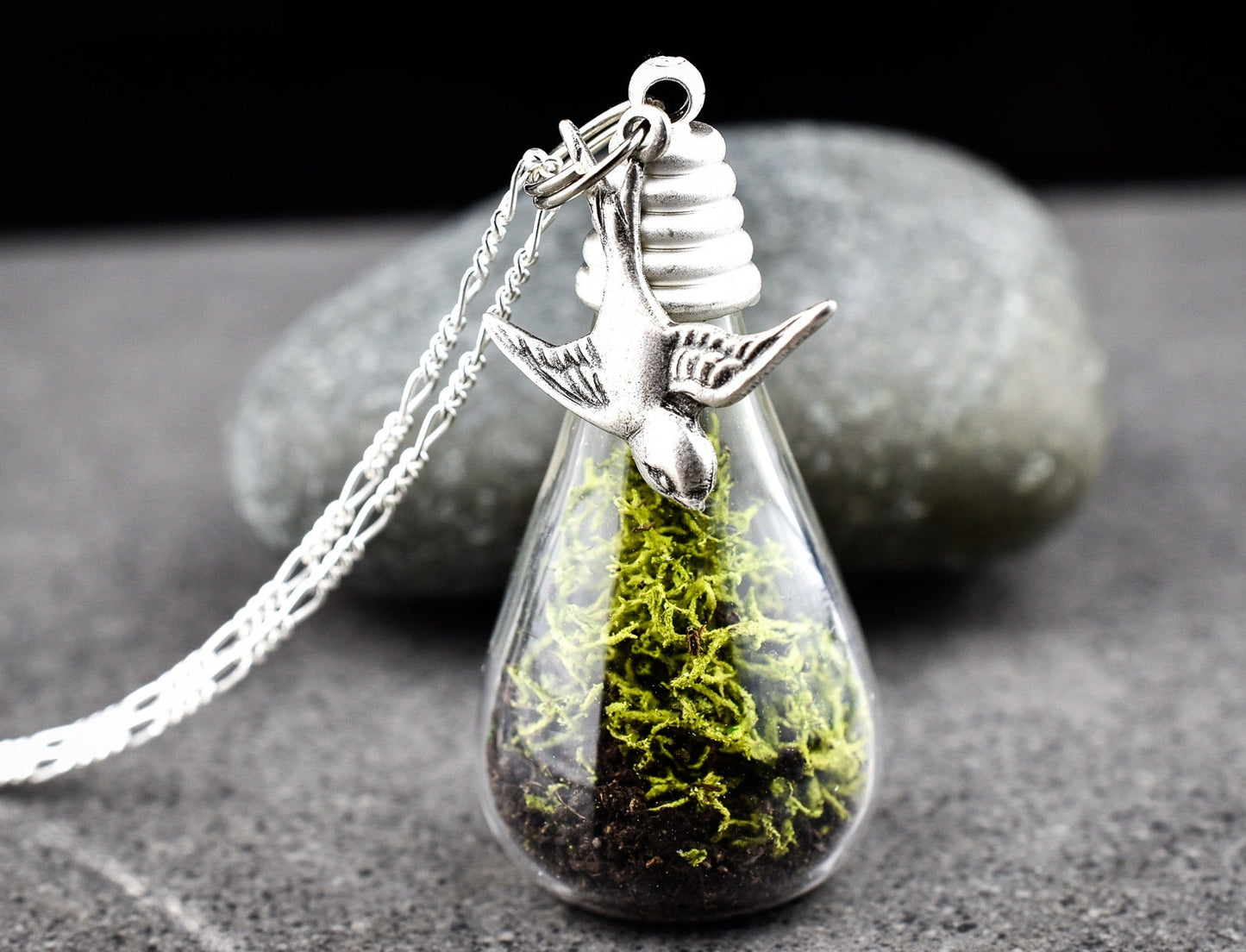 925 Äkta Moss + Earth Silver Chain With Swallow - K925-29
