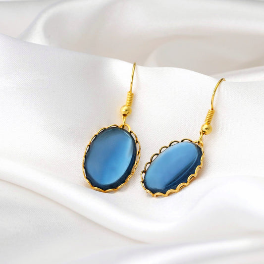Blå skimrande örhängen - guldpläterade smycken i vintage stil - Vinohr-65