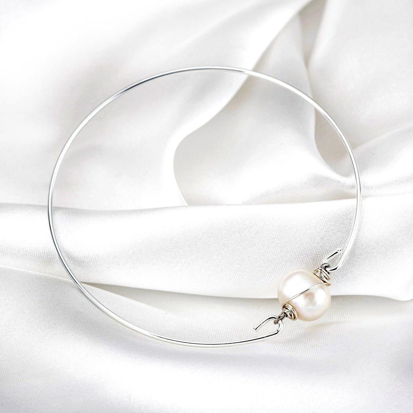 Sweet Water Pearl Bangle - Silvered Natural Pearl Wire Maritim Minimalistiska Smycken - Retremm-29