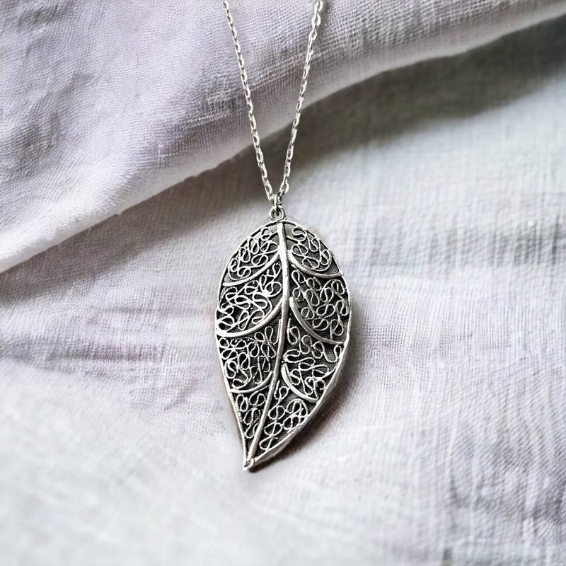 "Antik blad" silverkedja-VIK-74
