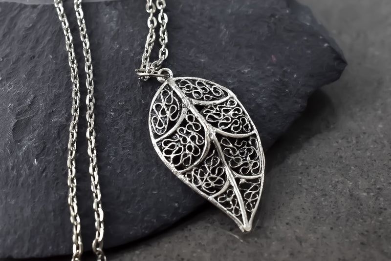 "Antik blad" silverkedja-VIK-74
