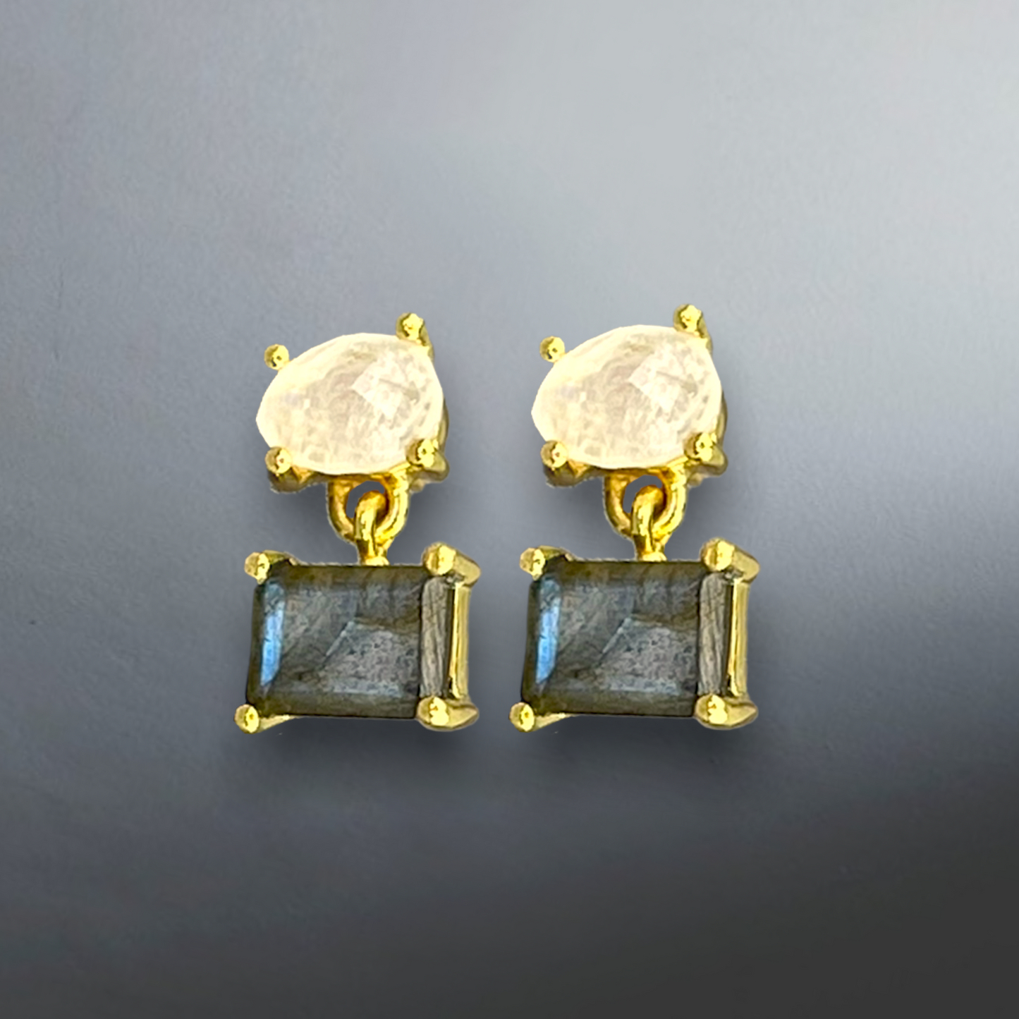 Lyxig Labradorite & Moonstone Gemstone Stud Örhängen - 925 Sterling Gold Plated - Ear925-111
