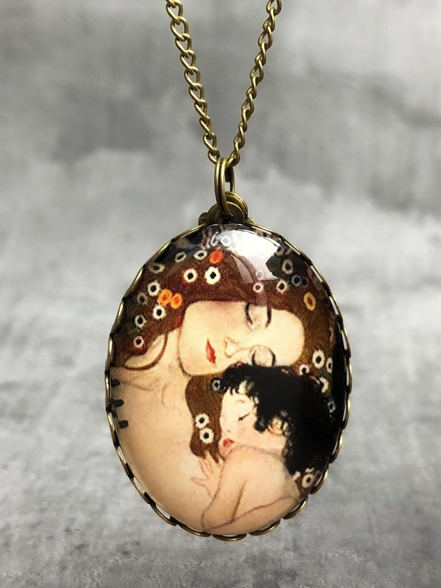 Personalisiert Halskette MUTTERLIEBE Mutter und Kind by Klimt Bronze Kette Vintage Stil - Gravurservice kostenlos