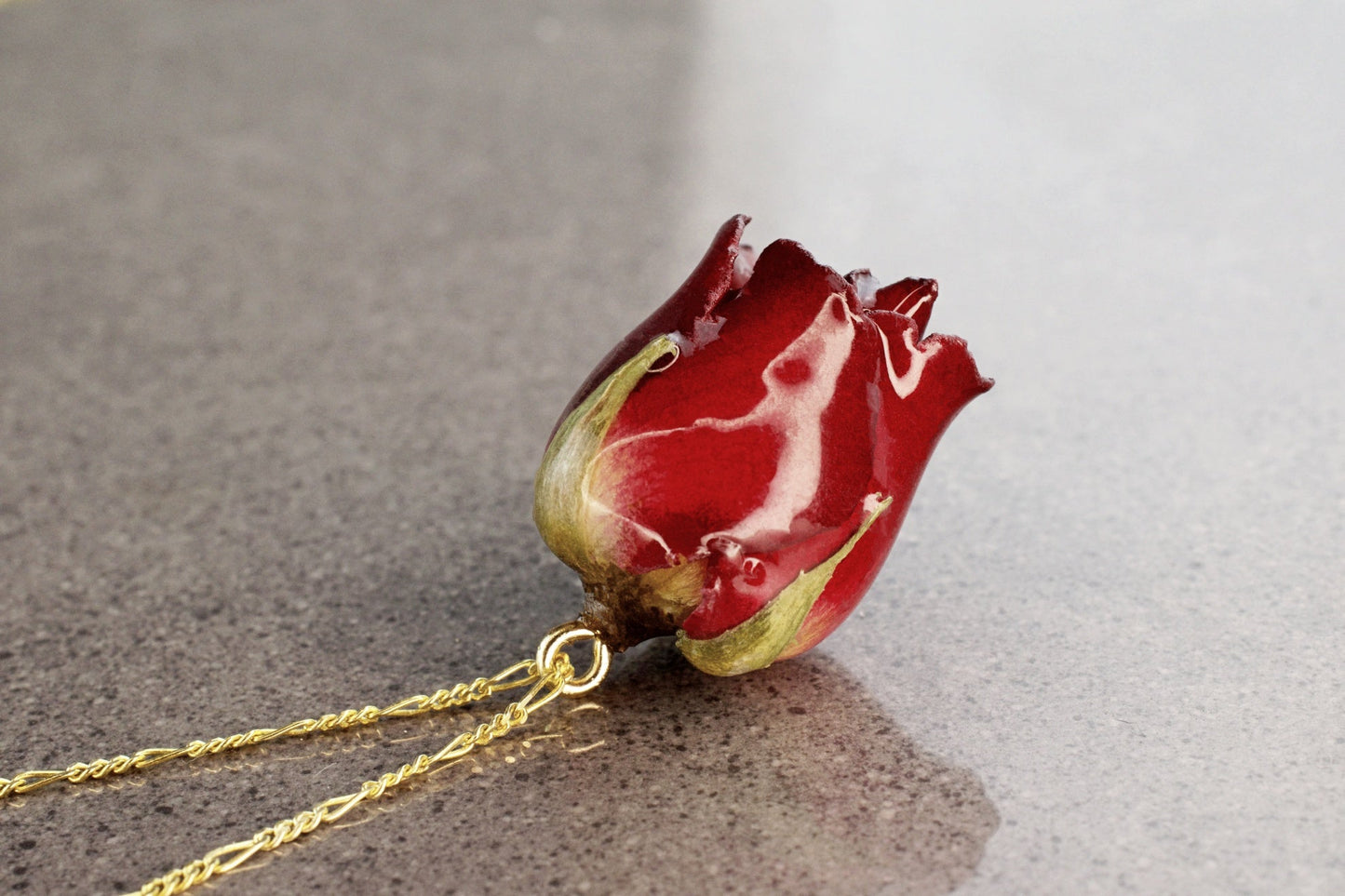 925 Sterling Silver Gilded Chain "Real Red Rose"